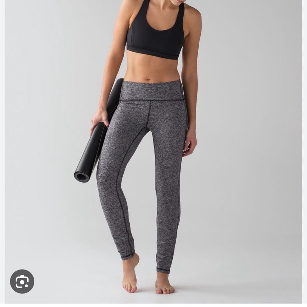 Lululemon out to lunge untight tight size 6
